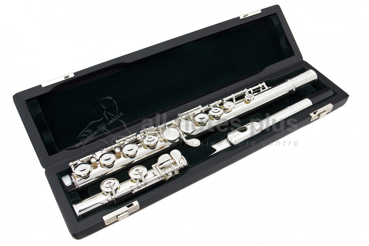 Pearl Elegante Primo EP925 Flute placed inside an open black case with a velvet lining, showcasing the silver-plated body, keys, and the sterling silver headjoint.