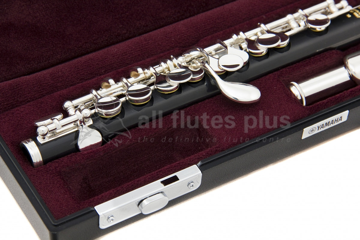 Yamaha YPC32 Piccolo