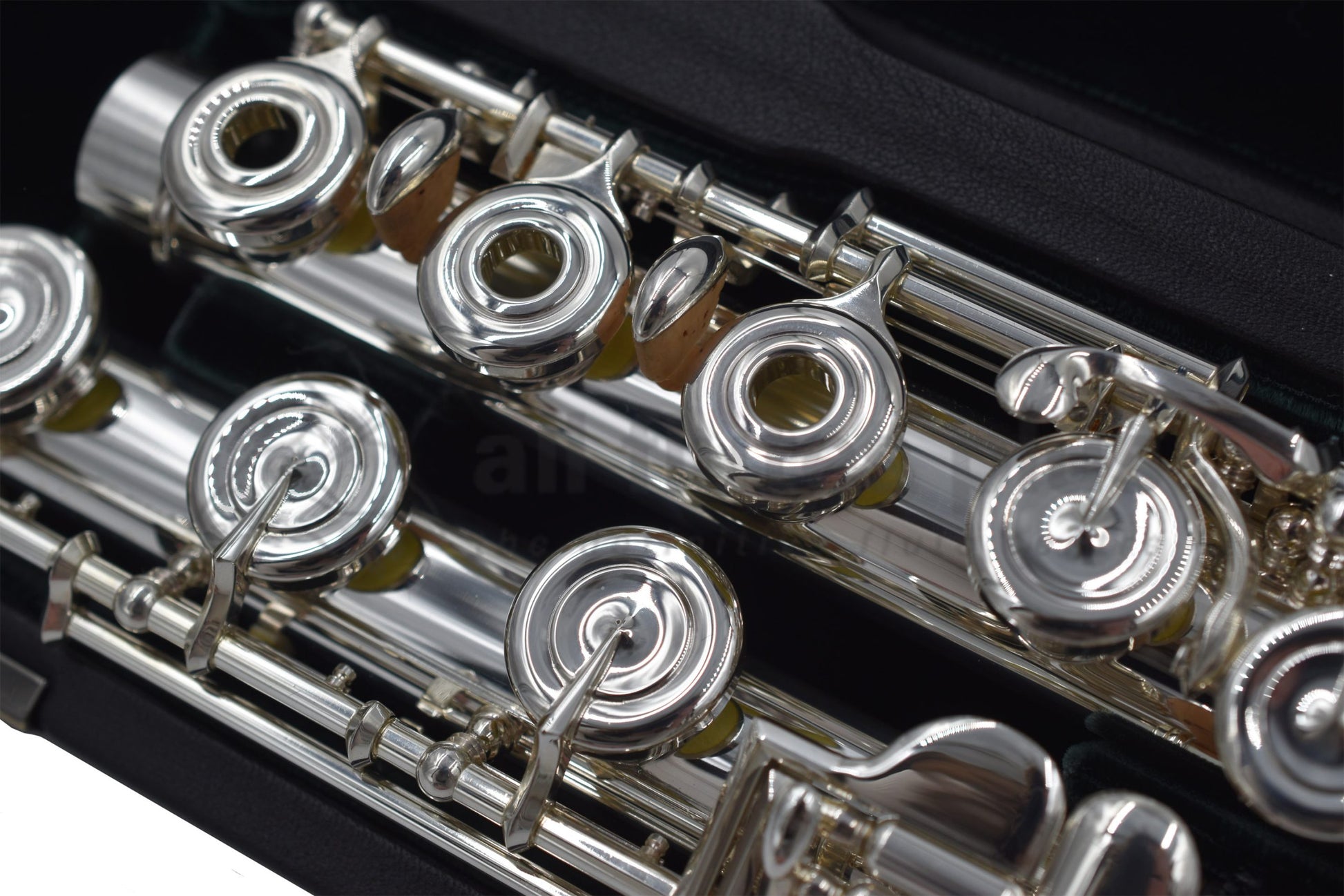 Altus A13 Flute close up of right hand keywork 