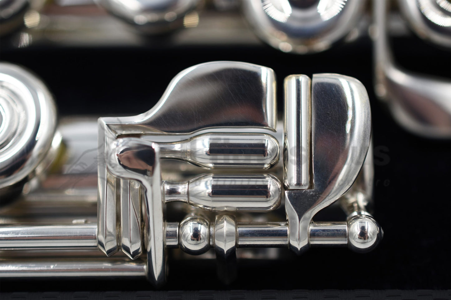 Burkart Elite flute close up of footjoint keywork and mechanism 