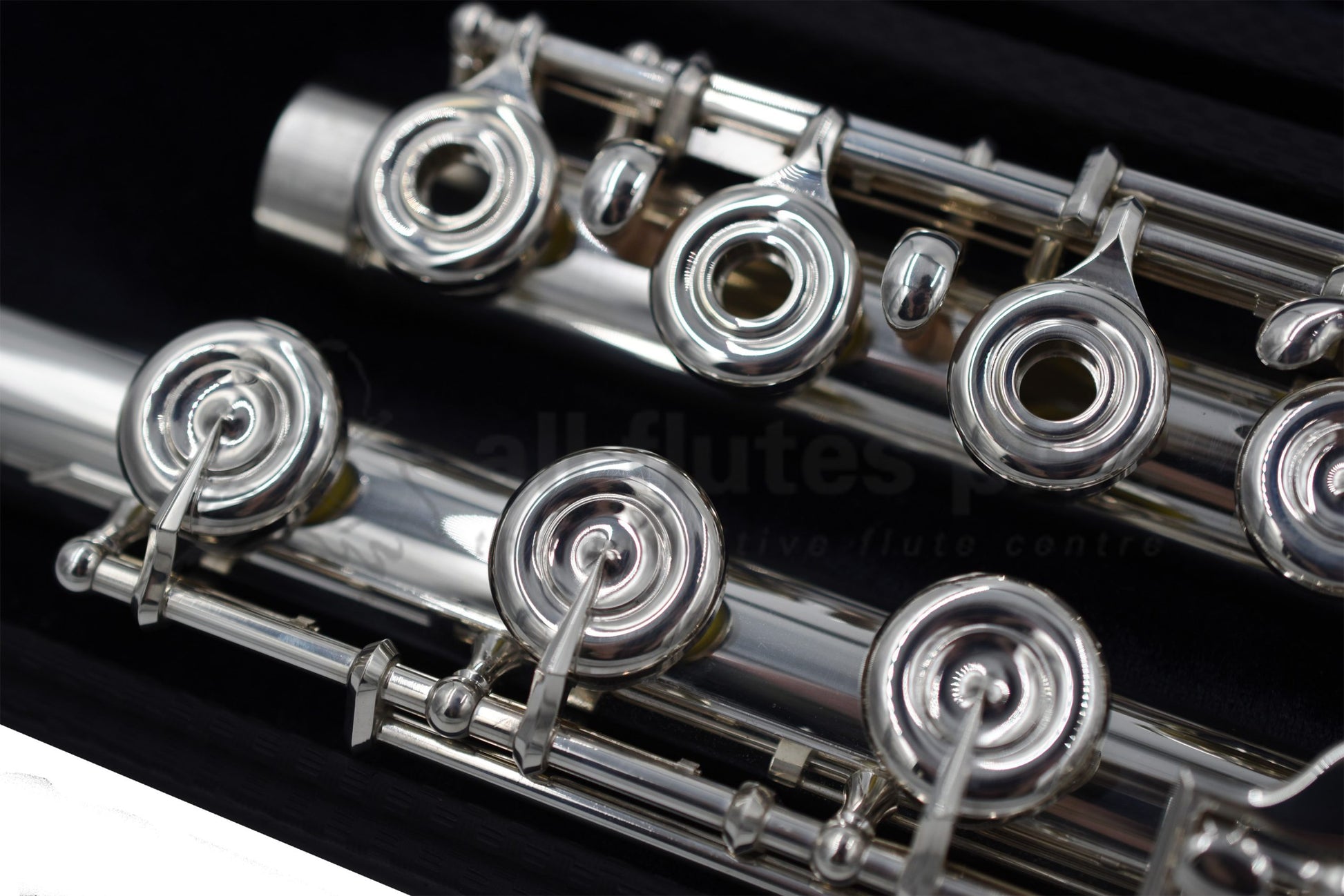 Burkart Elite flute close up of right hand keywork and mechanism on body tube and footjoint 