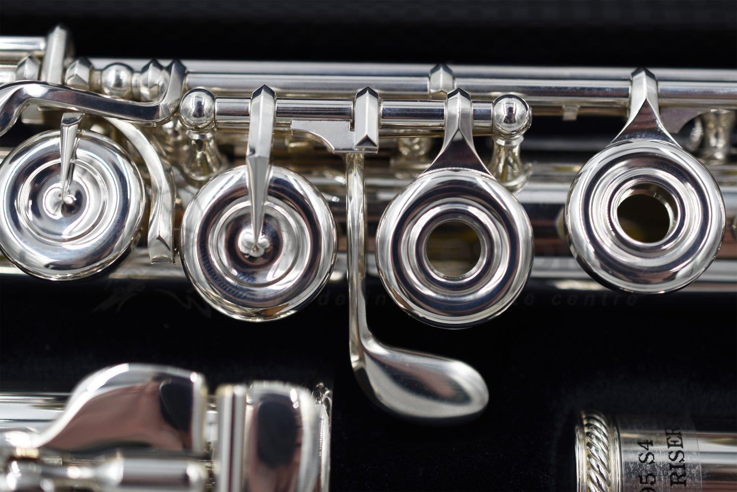 Burkart Elite flute close up of offset G keywork and mechanism 