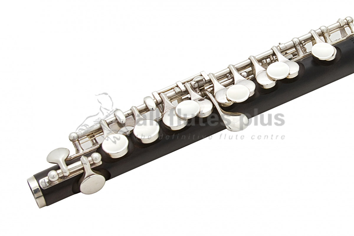 Burkart Resona Piccolo close up of body joint keywork