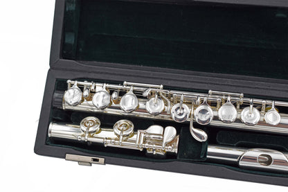 Pearl Pre-owned PF-665E Flute C7934