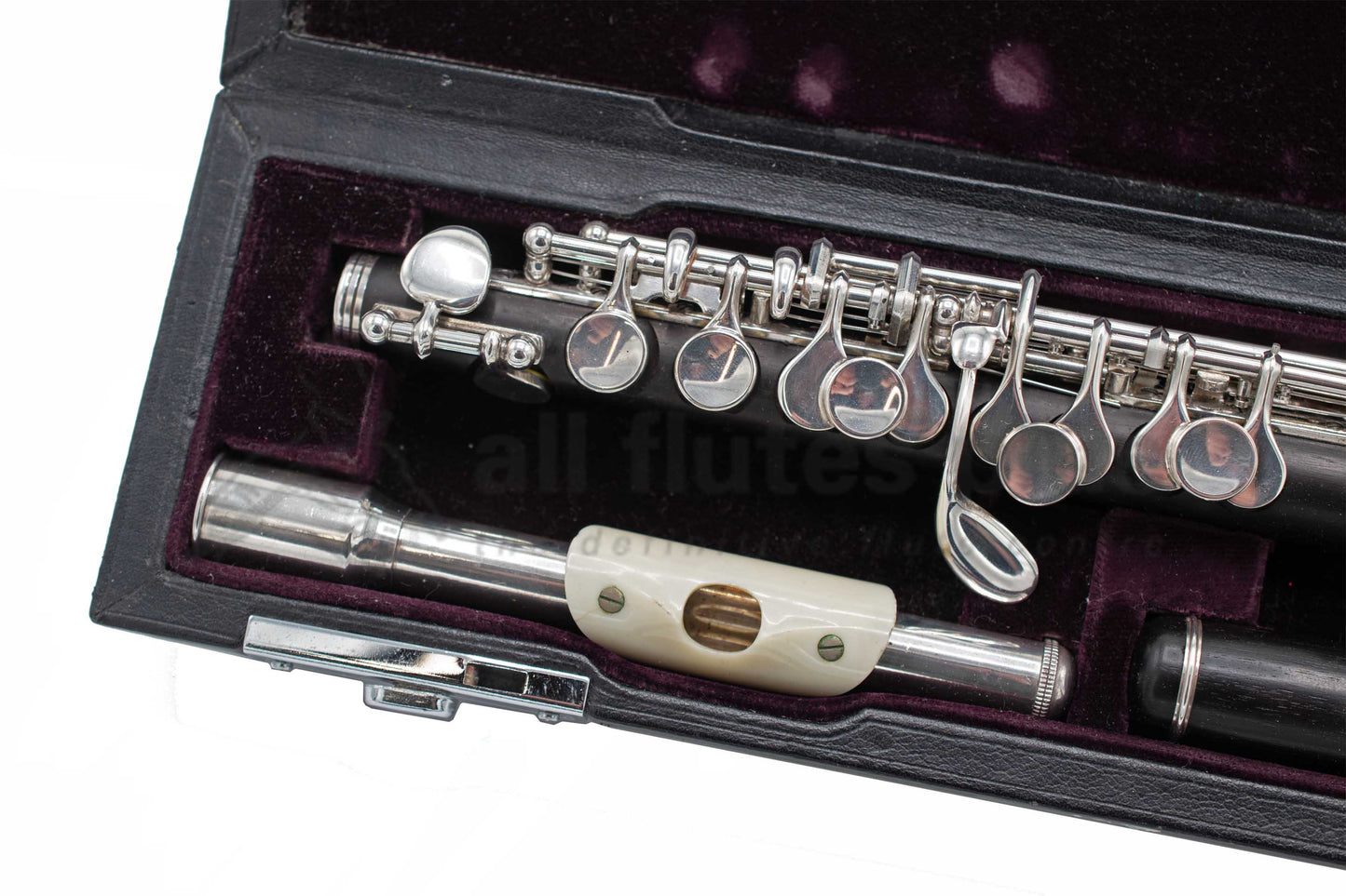 Pre-owned Yamaha YPC81 Piccolo with Yamaha Custom Headjoint & Metal Headjoint C7942