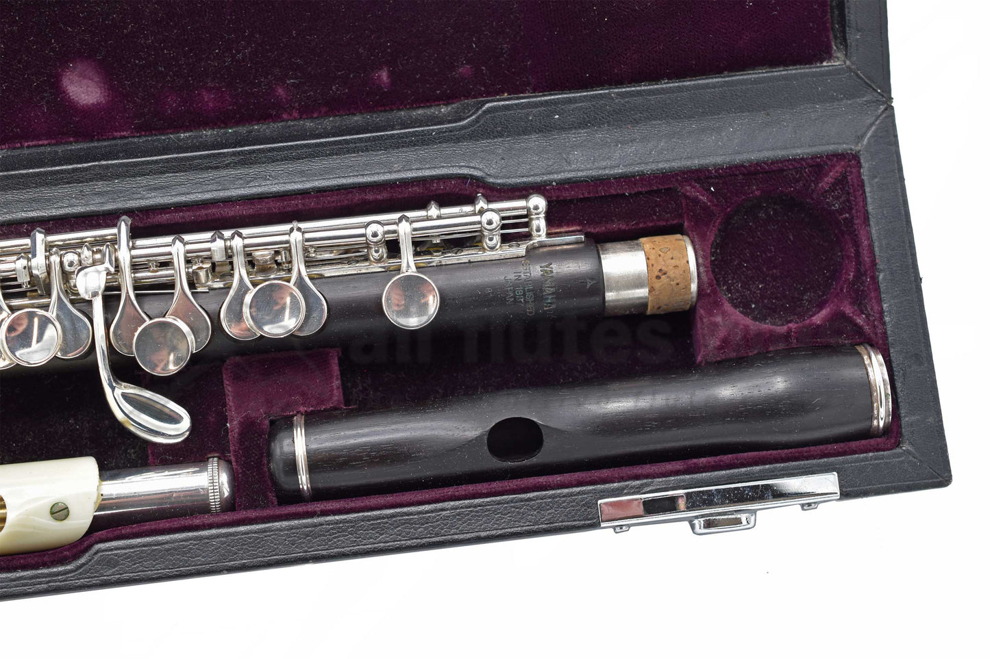 Pre-owned Yamaha YPC81 Piccolo with Yamaha Custom Headjoint & Metal Headjoint C7942