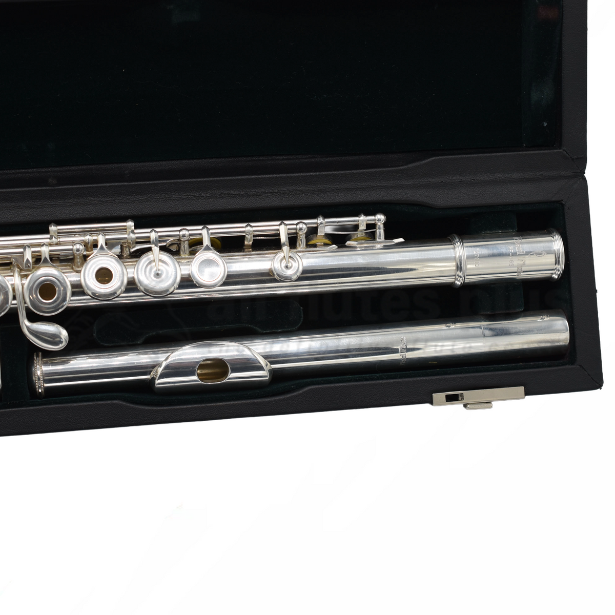 Pre-owned Pearl 665 Flute C8128