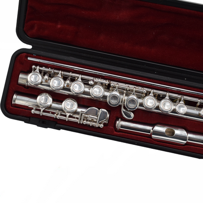Pre-owned Yamaha YFL100S Flute C8129
