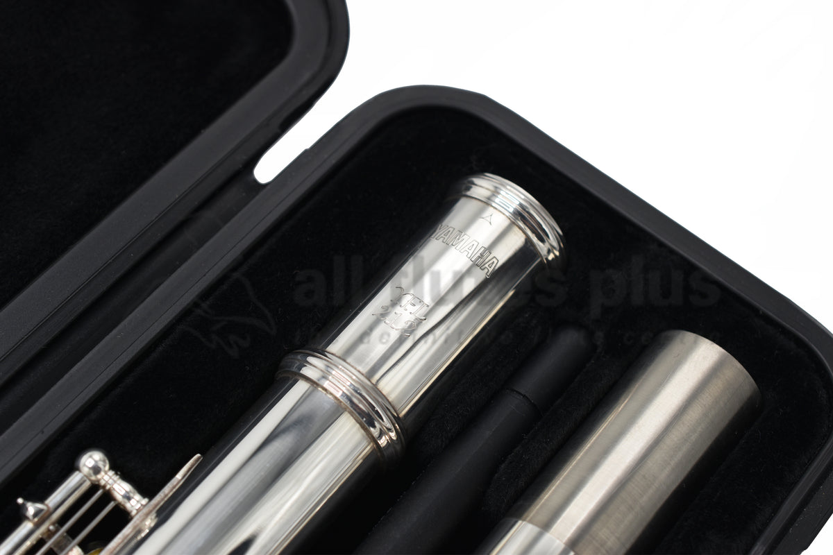 Yamaha YFL212 Pre-owned Flute C8195