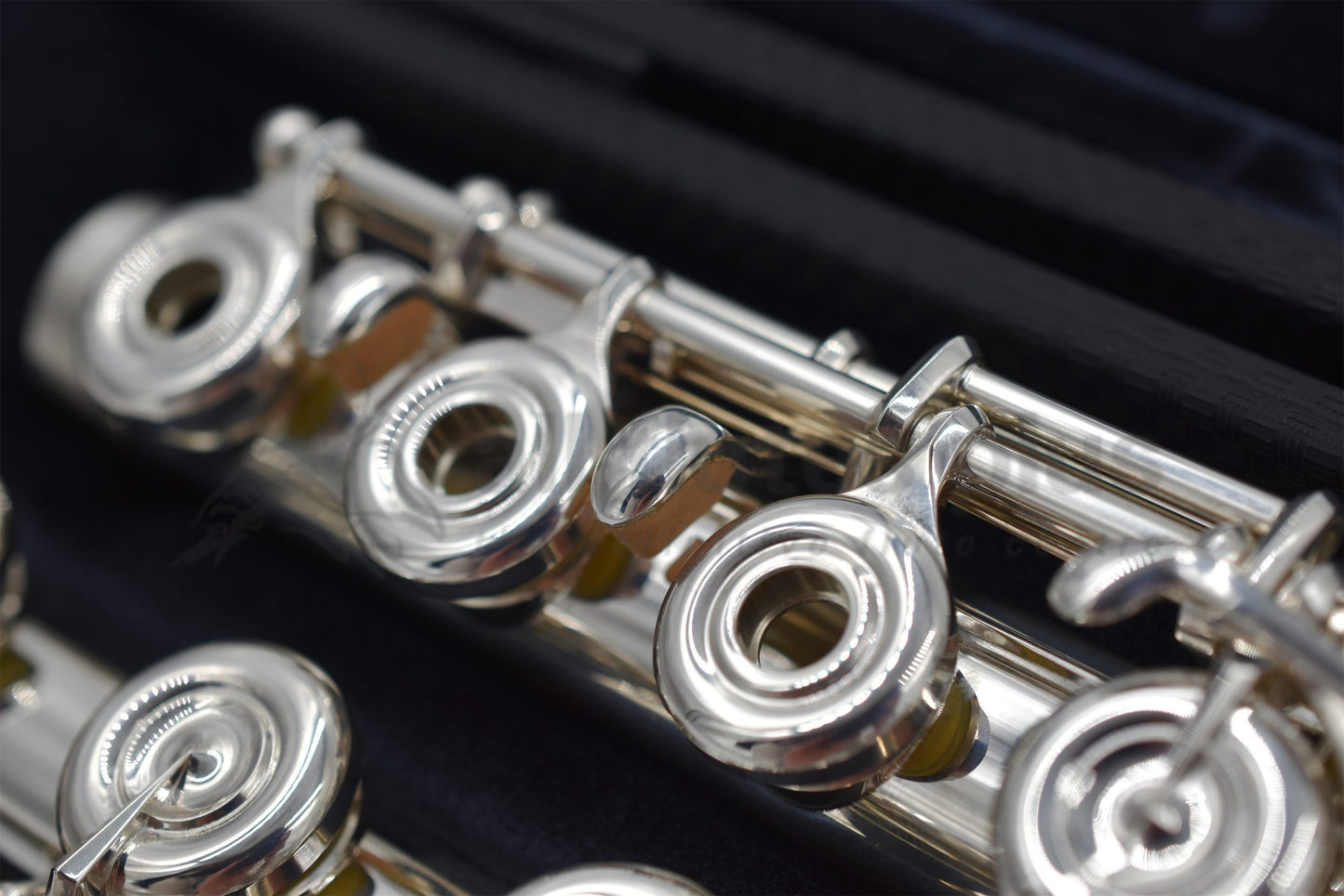 Burkart Elite flute close up of right hand open hole keywork and mechanism 