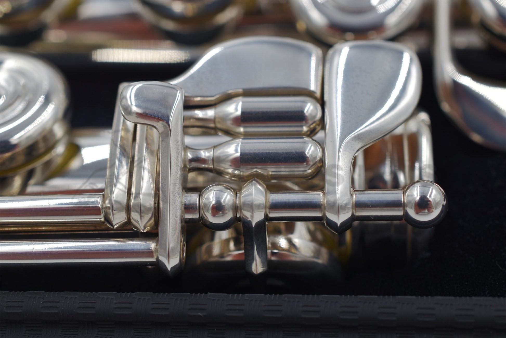 Burkart Elite flute close up of footjoint mechanism 