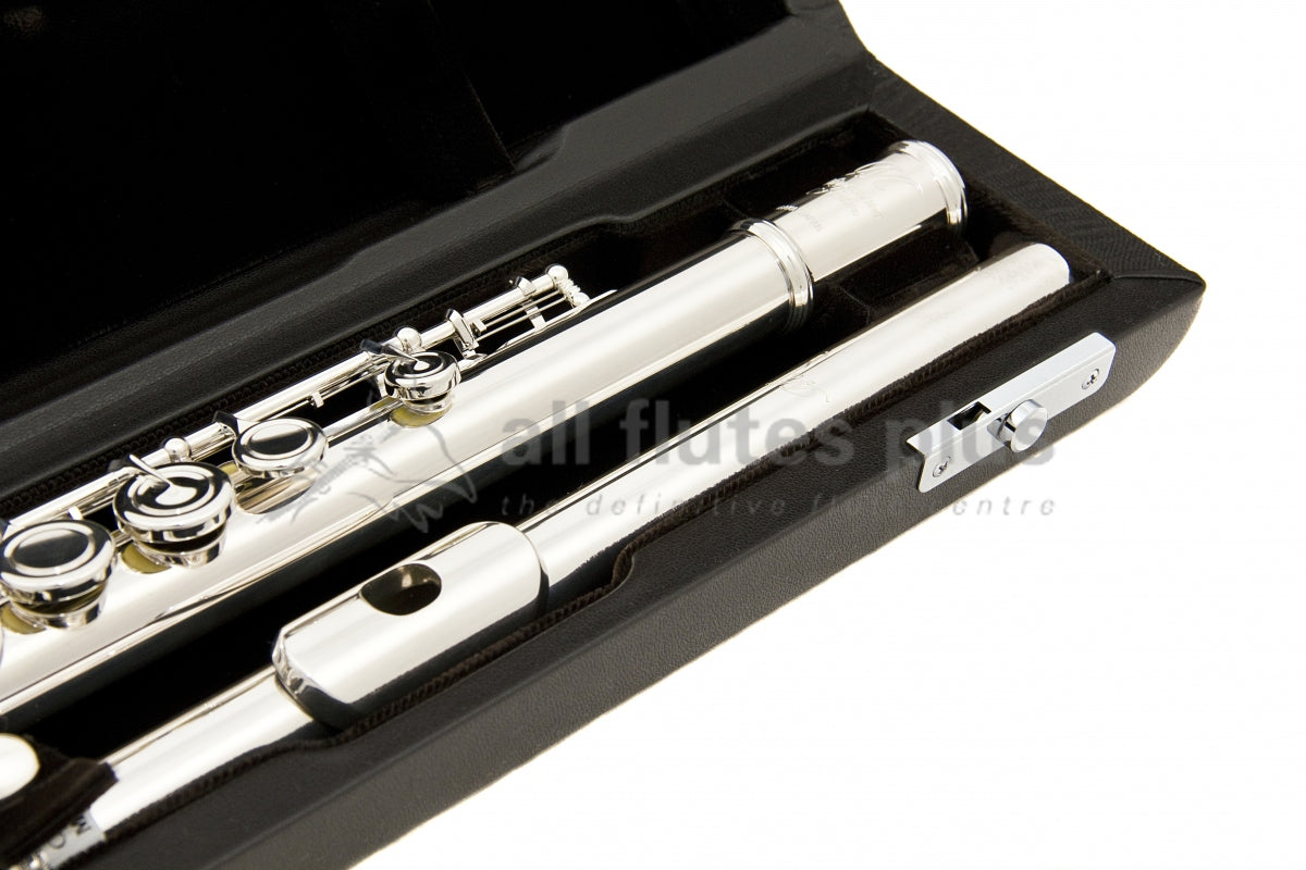 Miyazawa 202 flute inside a black leather bound case showing the headjoint