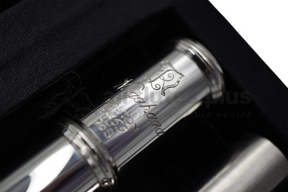 Close up of Nagahara engraving on the body tube set in the flute case