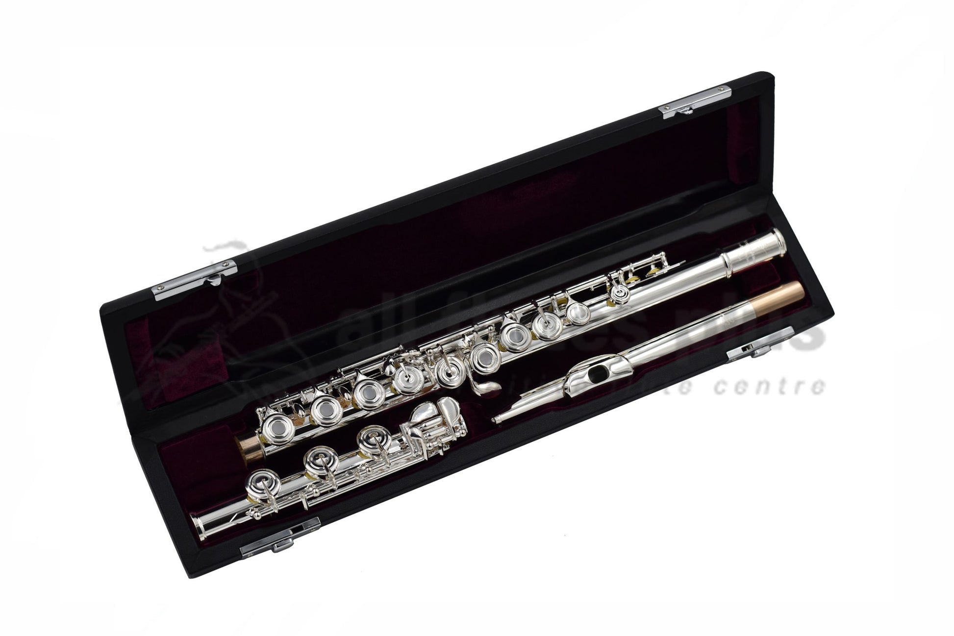 Trevor James Performers Privilege flute displayed in its open flute case 