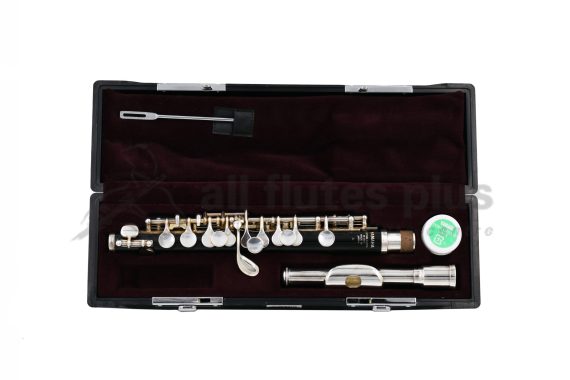 Yamaha YPC32 Pre-Owned Piccolo-C9078