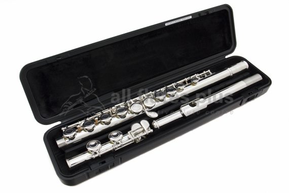 Yamaha YFL212 Flute with additional Silver Headjoint